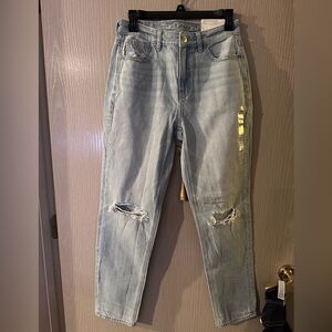NWT | American Eagle Mom Jeans